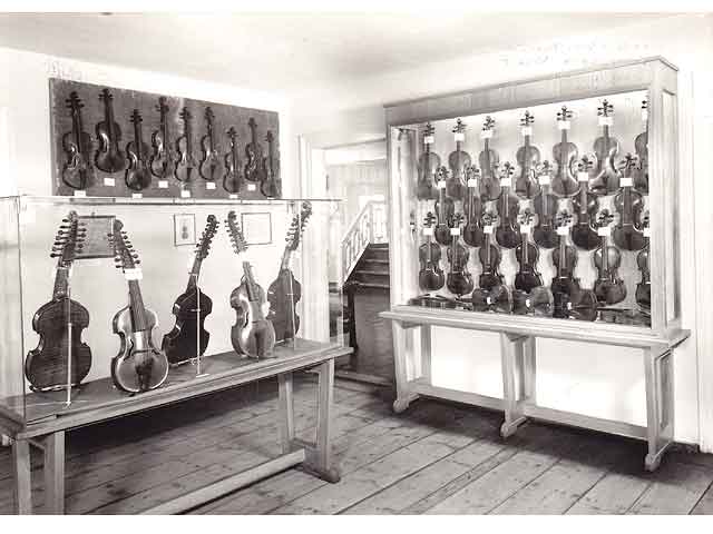 Führer durch das Musikinstrumenten-Museum der Stadt Markneukirchen/Sachsen